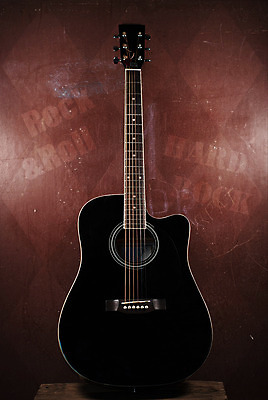 포토 JPG 해외이미지 음악 벽 백그라운드 전등 사람없음 빛 우주 어둠 기타 도구 거친 버리기 오브젝트 그런지 옛날 스타일 해외202004 해외포토 모션 현악기 문화예술 조명 파일형식 이미지허브