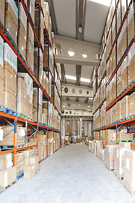 포토 JPG 해외이미지 직업 산업 회사 비즈니스 공장 선반 협상 사람없음 쇼핑 세일 상점 제조 구매 시설 수납 승진 혁명 개발 분배 제의 해외202004 해외포토 가구 컨셉 공업 파일형식 이미지허브