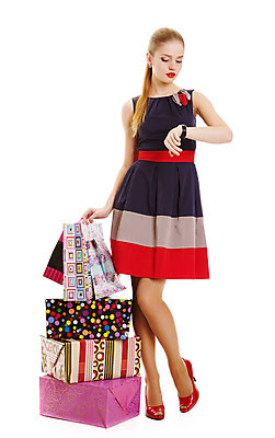 포토 JPG 해외이미지 백인 1 응시 드레스 여자 행복 유럽 얼굴 포즈 백그라운드 가방 휴가 기념 선물 한명 서기 사람 빨간색 쇼핑 유행 세일 우주 상점 흰색 축하 잡기 우아함 자르기 흰배경 고립 넘어짐 유일 차단 해외202004 해외포토 서양인 시선 잡화 옷 감정 나라 컬러 컨셉 모션 신체부위 파일형식 이미지허브