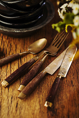 포토 JPG 해외이미지 식기 접시 디자인 음식 백그라운드 포크 탁자 휴가 사람없음 목재 장식 세트 갈색 금속 주방 식당 숟가락 식사 저녁식사 장비 수확 골동품 흰색 기구 공구 시골 축하 칼 아침식사 은색 오브젝트 서비스 질감 냅킨 복고 설정 점심식사 그런지 옛날 카피스페이스 해외202004 해외포토 나무 컬러 가구 컨셉 농업 재료 재질 수저 상점 공백 도구 파일형식 이미지허브
