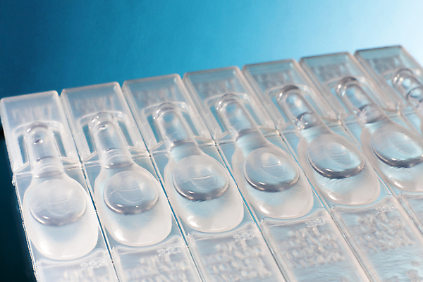 포토 JPG 해외이미지 산업 과학 백그라운드 건강 사람없음 치료 파란색 약 액체 질병 플라스틱 약국 조제 고립 돌봄 치료제 도핑 해외202004 해외포토 컬러 의학 모션 재질 만들기 파일형식 이미지허브