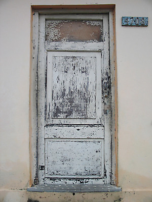 포토 JPG 해외이미지 외관 벽 건축양식 주택 사람없음 건물 문 페인트 가난 질감 쿠바 깨짐 썩음 옛날 해외202004 해외포토 건축물 건축 컨셉 중앙아메리카 파일형식 이미지허브