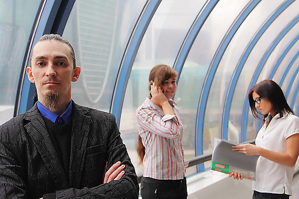 포토 JPG 해외이미지 백인 직업 1 응시 남자 행복 얼굴 백그라운드 비즈니스 성공 노동자 미소 웃음 사람 정장 성인 세명 금융 사무실 흰색 비즈니스맨 자신감 대표 동료 컨설턴트 경영자 경영 고립 유일 표현성 치프 해외202004 해외포토 서양인 시선 옷 감정 컬러 컨셉 관계 표정 신체부위 경제 직장인 전문직 상담 리더 파일형식 이미지허브