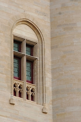포토 JPG 해외이미지 유럽 벽 건축양식 창문 주택 사람없음 건물 바위 화려 중세 클래식 고급 맨션 묘사 스타일 개조 해외202004 해외포토 건축물 건축 나라 컨셉 돌_바위 역사 파일형식 이미지허브