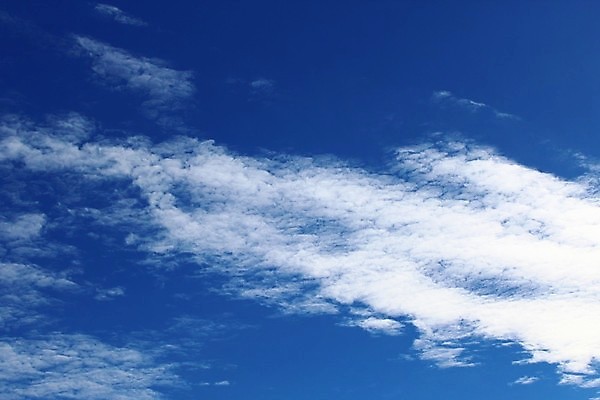 포토 JPG 해외이미지 구름 백그라운드 자연 하늘 날씨 사람없음 야외 파란색 해외202004 해외포토 자연요소 컬러 생태계 파일형식 이미지허브