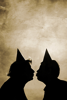 포토 JPG 해외이미지 디자인 행복 실루엣 종이 중년 백그라운드 컨셉 패턴 휴가 친절 키스 사랑 사람 사람없음 공백 수확 광대 점 얼룩 생일 가장자리 떨어짐 심볼 사인 질감 복고 시트 구김 그런지 세피아 양피지 옛날 스타일 효과 해외202004 해외포토 기념일 감정 무늬 농업 모션 촬영기법 성인 둘레 애정표현 파일형식 이미지허브