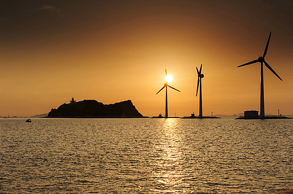 포토 JPG 주간 바다 하늘 한국 풍경 사람없음 야외 태양 일출 일몰 풍력기 탄도항 국내포토 자연요소 아시아 노을 풍력에너지 안산 파일형식