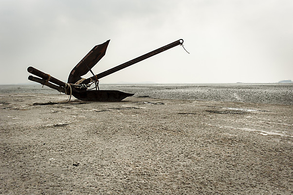 포토 JPG 주간 풍경 해변 사람없음 야외 닻 인천 고철 고려산 국내포토 자연요소 바다 산 한국 파일형식