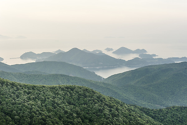 포토 JPG 주간 바다 섬 산 한국 풍경 사람없음 야외 봄 국내포토 자연요소 계절 아시아 파일형식