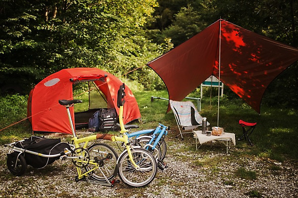 포토 JPG 주간 텐트 캠핑도구 사람없음 야외 캠핑 강원도 트레일러 미니벨로 접기 접이식 함백산 브롬핑 국내포토 자연요소 모션 레저 산 한국 자전거 도구 정선 파일형식