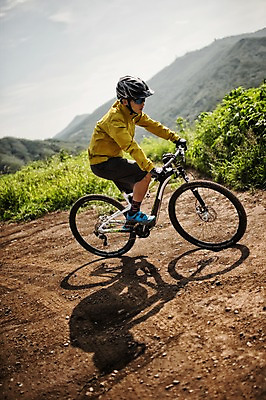 포토 JPG 주간 전신 남자 한명 20대 야외 옆모습 한국인 승차 사이클링 라이딩 비포장도로 산악자전거 양평 유명산 남자만 성인남자만 청년남자만 성인남자한명만 국내포토 자연요소 1 도로 뷰포인트 모션 산 사람 동양인 청년 자전거 육상스포츠 경기도 남자한명만 청년만 성인만 파일형식