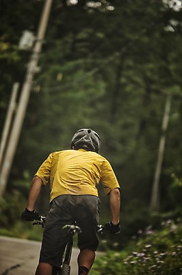 포토 JPG 주간 남자 한명 상반신 20대 야외 뒷모습 아웃포커스 한국인 승차 사이클링 라이딩 산악자전거 양평 남자만 성인남자만 청년남자만 성인남자한명만 국내포토 자연요소 1 뷰포인트 모션 촬영기법 사람 동양인 청년 자전거 육상스포츠 경기도 남자한명만 청년만 성인만 파일형식