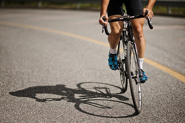 포토 JPG 주간 남자 도로 한명 20대 야외 앞모습 한국인 하반신 승차 강원도 사이클링 라이딩 로드자전거 남자만 성인남자만 청년남자만 성인남자한명만 만항재 국내포토 자연요소 1 길 뷰포인트 교통시설 모션 한국 사람 동양인 청년 자전거 육상스포츠 정선 남자한명만 청년만 성인만 파일형식