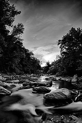 포토 JPG 해외이미지 모션 자연 풍경 사람없음 야외 물 여름 강 환경 고요 봄 폭포 젖음 흐름 추위 가을 바위 흰색 시골 개울 황무지 급류 장노출 내추럴 해외202004 해외포토 자연요소 계절 컬러 컨셉 촬영기법 돌_바위 생태계 파일형식 이미지허브