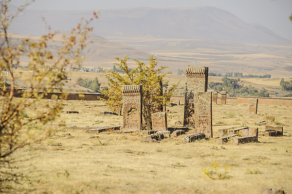 포토 JPG 해외이미지 구름 건축물 종교 전통문화 여행 사람없음 야외 가로 초록색 파란색 컬러풀 맑음 바위 죽음 무덤 화려 영혼 역사 이슬람교 묘사 칠면조 천연기념물 명승지 옛날 해외202004 해외포토 자연요소 전통 건축 문화 컬러 컨셉 조류 날씨 풍경 돌_바위 파일형식 이미지허브