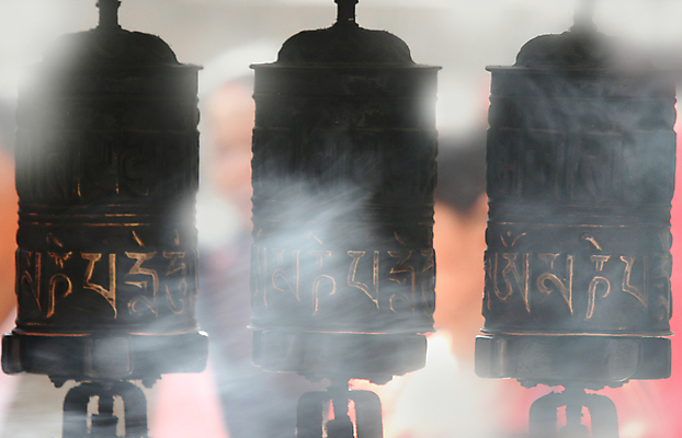 포토 JPG 해외이미지 아이콘 캐릭터 전통 아시아 종교 문화 불교 미술 동양인 사람없음 장식 수확 기도 사찰 바퀴 행운 영혼 황금 축복 심볼 명상 신성 네팔 청동 수도원 목각 돌리기 사리탑 숭배 옛날 카트만두 힌두교 해외202004 해외포토 나라 컨셉 농업 종교건축 모션 문화예술 인종 탑 파일형식 이미지허브