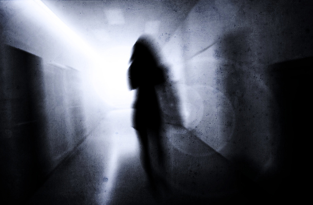 포토 JPG 해외이미지 감정 시계 모션 미래 출입구 병원 사람 사람없음 희망 방 운명 시간 복도 기다림 터널 재산 역 질병 무서움 걱정 과거 문제 병실 돌봄 압력 옛날 오해 우울증 인내 트러블 해외202004 해외포토 길 컨셉 의학 교통시설 금융 파일형식 이미지허브