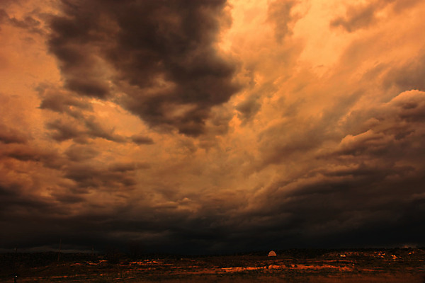 포토 JPG 해외이미지 구름 바람 사람없음 빛 일출 어둠 황혼 일몰 새벽 폭풍 뇌우 해외202004 해외포토 자연요소 날씨 노을 파일형식 이미지허브