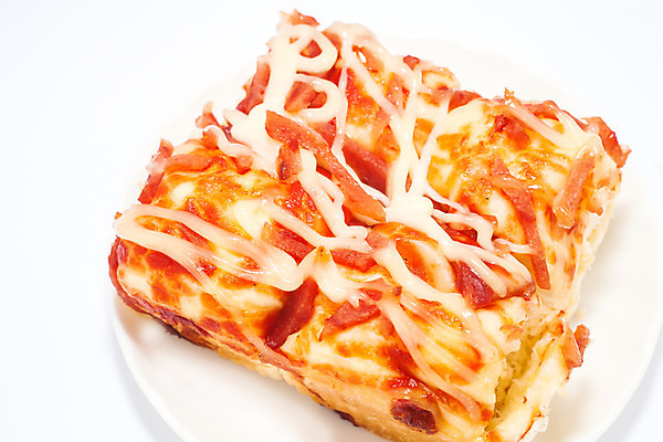 포토 JPG 해외이미지 모양 접시 음식 빵 다이어트 치즈 주택 피자 패스트푸드 발렌타인데이 요리 사람없음 식사 저녁식사 흰색 신선 닫기 맛 아침식사 굽기 먹기 햄 점심식사 모짜렐라치즈 식용 해외202004 해외포토 식기 컬러 컨셉 모션 데이이벤트 유제품 서양음식 건강 육류 건물 인스턴트 구이 파일형식 이미지허브