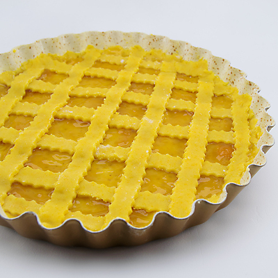 포토 JPG 해외이미지 전통 음식 디저트 주택 건강 요리 사람없음 노란색 케이크 주방 식사 침묵 빵집 껍질 흰색 시골 신선 원형 황금 달콤 사과 굽기 먹기 크림 고립 살구 타르트 페스츄리 핸드메이드 해외202004 해외포토 도형 빵 컬러 과일 모션 건물 상점 소리 맛 구이 파이_빵 파일형식 이미지허브