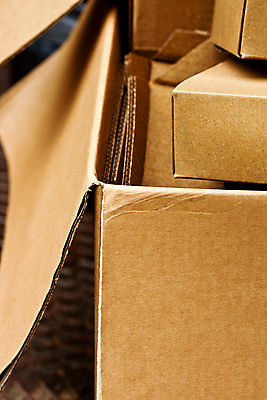 포토 JPG 해외이미지 포장 교통시설 사람없음 갈색 컨테이너 팩 해외202004 해외포토 산업 컬러 교통 화장품 시설 파일형식 이미지허브