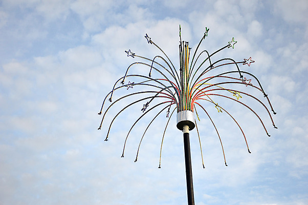 포토 JPG 해외이미지 구름 외관 산업 도로 백그라운드 가로등 전구 하늘 날씨 조명 거리 안전 사람없음 야외 세로 파란색 빛 금속 힘 황혼 장비 에너지 등불 램프 도시 야간 주차 오브젝트 봉 빛망울 전압 철강 해외202004 해외포토 자연요소 공공시설 길 컬러 교통시설 재질 일몰 파일형식 이미지허브