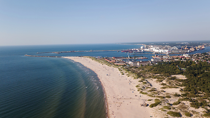 포토 JPG 해외이미지 유럽 파도 바다 백그라운드 밭 자연 추상 안테나 풍경 사람없음 야외 물 시골 드론 라트비아 조감도 해외202004 해외포토 자연요소 나라 무늬 농업 통신 북유럽 생태계 파일형식 이미지허브