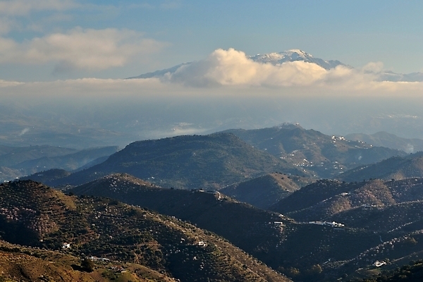 포토 JPG 해외이미지 유럽 건축양식 자연 아침 지붕 산 주택 파노라마 풍경 경사 사람없음 건물 여름 태양 계곡 맑음 새벽 스페인 정상 언덕 속도 남쪽 스페인어 안달루시아 산맥 해외202004 해외포토 주간 자연요소 건축물 계절 건축 나라 날씨 촬영기법 방향 생태계 파일형식 이미지허브