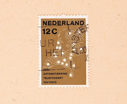 포토 JPG 해외이미지 통신 봉투 취미 사람없음 골동품 역사 인쇄 수집 전화기 네덜란드 우표 소통 자동 편지쓰기 해외202004 해외포토 유럽 컨셉 기록 편지 파일형식 이미지허브