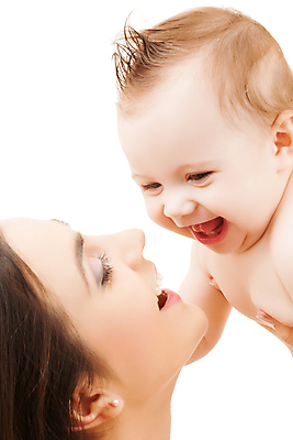 포토 JPG 해외이미지 딸 행복 아들 얼굴 어린이 가족 포옹 놀이 엄마 주택 건강 사랑 웃음 사람 소년 두명 부모 육아 아기 잡기 달콤 작음 호기심 세대 걸음마 돌봄 해외202004 해외포토 남자 감정 컨셉 관계 안기 모션 표정 건물 신체부위 맛 크기 파일형식 이미지허브