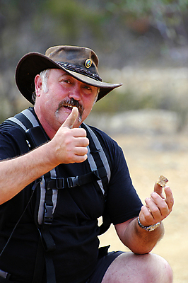 포토 JPG 해외이미지 나무 라이프스타일 손 남자 길 스포츠 여행 포즈 돈 자연 휴가 한명 사람 풍경 야외 전자제품 노란색 금속 장비 흰색 그룹 황금 호주 트로피 오브젝트 검색 점검 센서 스캐너 해외202004 해외포토 식물 1 컬러 재질 생활 신체부위 재산 오세아니아 상_우승 생태계 파일형식 이미지허브