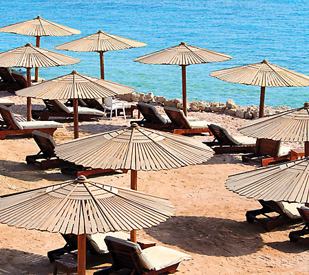 포토 JPG 해외이미지 물결 모래 파도 바다 여행 의자 호텔 리조트 휴가 휴식 이집트 사람없음 물 파란색 관광지 빛 컬러풀 햇빛 태양 반사 침대 뜨거움 투명 액체 수면 시원함 휴양지 양산 홍해 가림막 열대기후 안락 해외202004 해외포토 자연요소 컬러 가구 컨셉 아프리카 숙소 장소 파일형식 이미지허브