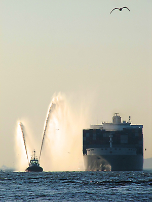 포토 JPG 해외이미지 사람없음 항구 컨테이너 환영 해외202004 해외포토 산업 교통시설 파일형식 이미지허브