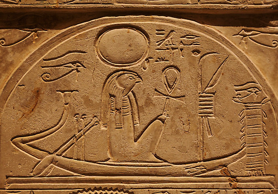 포토 JPG 해외이미지 전통 디자인 종교 문화 아프리카 이집트 미술 사람없음 옆모습 장식 조각상 숫자 머리 골동품 역사 심볼 읽기 사인 복고 신화 상형문자 여신 옛날 파라오 해외202004 해외포토 문자 나라 뷰포인트 모션 문화예술 신체부위 조형물 파일형식 이미지허브