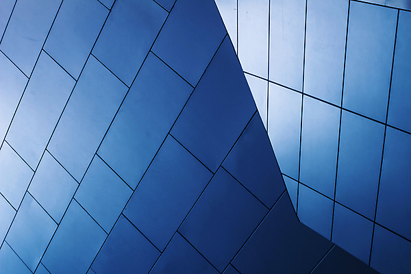 포토 JPG 해외이미지 건축물 디자인 산업 벽 백그라운드 비즈니스 새로움 바닥 미술 사람없음 파란색 빛 유행 금속 힘 우아함 매끈함 철 질감 무거움 시트 직사각형 스테인레스 철강 스타일 해외202004 해외포토 도형 건축 컬러 컨셉 재질 문화예술 감각 무게 파일형식 이미지허브