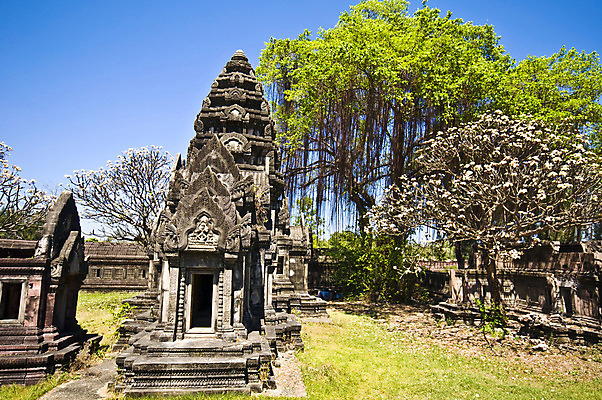 포토 JPG 해외이미지 아시아 문화 건축양식 태국 동양인 사람없음 클래식 박물관 방콕 보호구역 해외202004 해외포토 건축 나라 컨셉 인종 구역 파일형식 이미지허브