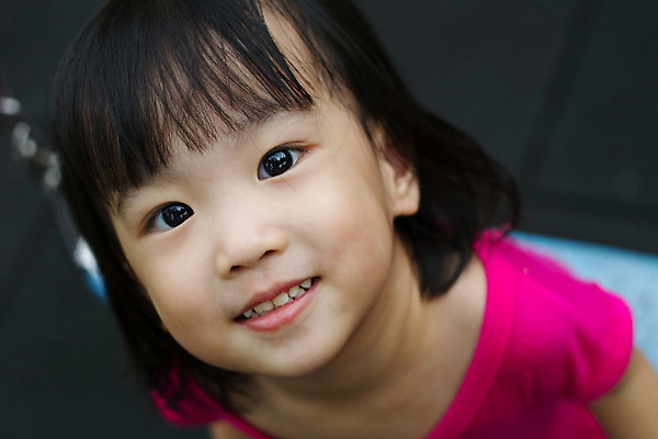 포토 JPG 해외이미지 공원 여자 행복 어린이 포즈 의자 장난 놀이 휴식 한명 사람 동양인 야외 중국 유치원 활발 기쁨 놀이터 그네 긍정 쉬는시간 걸음마 해외202004 해외포토 1 공공시설 교육 감정 아시아 가구 컨셉 모션 인종 파일형식 이미지허브