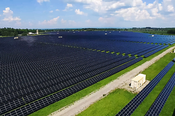 포토 JPG 해외이미지 구름 지구 자연 하늘 사람없음 초록색 파란색 빛 글로벌 햇빛 태양 환경 맑음 에너지 판넬 태양에너지 자원 현재 해외202004 해외포토 자연요소 컬러 컨셉 날씨 그린에너지 생태계 파일형식 이미지허브