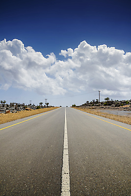 포토 JPG 해외이미지 도로 모래 여행 자국 자연 하늘 산 거리 건조 풍경 사람없음 야외 골짜기 계곡 트래킹 사막 탐험 거친 황무지 중앙 언덕 아라비아 동쪽 깊이 루트 선로 오지 원정 지질학 해외202004 해외포토 교육 길 교통시설 레저 방향 생태계 파일형식 이미지허브