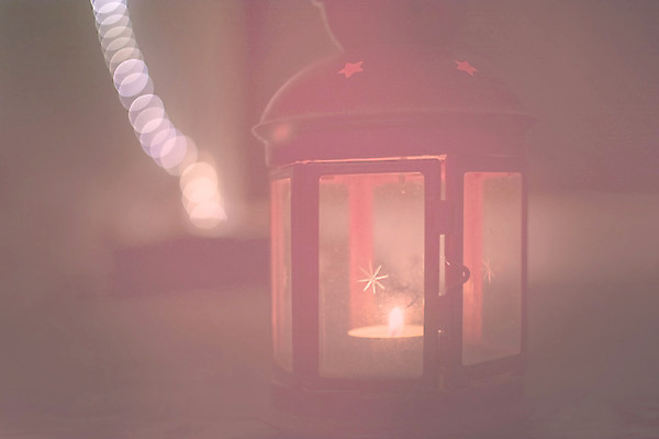 포토 JPG 해외이미지 1 계절 별 백그라운드 컨셉 크리스마스 겨울 촛불 불 휴가 조명 따뜻함 사람없음 장식 빨간색 빛 평화 검은색 어둠 희망 침묵 흰색 기도 등불 램프 축하 뜨거움 영혼 야간 저녁 신비 심볼 명상 신성 연소 광 신앙심 심지 화상 해외202004 해외포토 자연요소 기념일 감정 컬러 초 소리 상처 파일형식 이미지허브