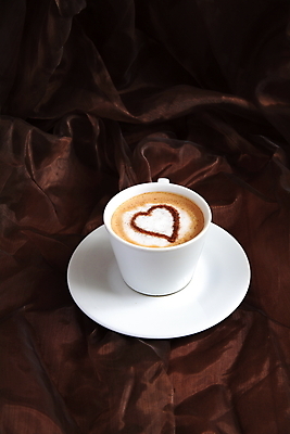 포토 JPG 해외이미지 커피 유리 콩 따뜻함 사람없음 식당 카페 우유 에너지 신선 커피잔 낟알 아로마 향 에스프레소 갈색배경 해외202004 해외포토 음료 백그라운드 재질 잔 유제품 곡류 갈색 상점 파일형식 이미지허브