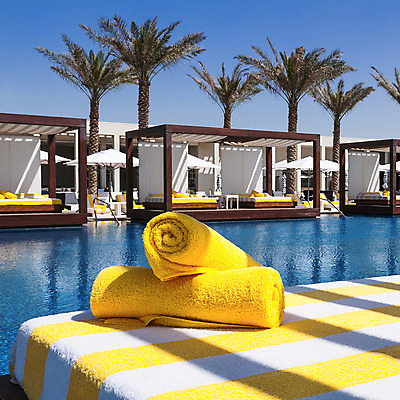 포토 JPG 해외이미지 라이프스타일 웰빙 선 바다 섬 여행 교실 베개 자연 호텔 휴가 휴식 사람없음 물 평화 맑음 스파 침묵 덮개 침대 마사지 가장자리 고급 휴양지 장면 멀리 시트 석호 두바이 매트리스 이국적 파라다이스 해외202004 해외포토 자연요소 교육 가구 컨셉 학교 침구 숙소 날씨 생활 소리 장소 뚜껑 둘레 생태계 아랍에미리트 파일형식 이미지허브