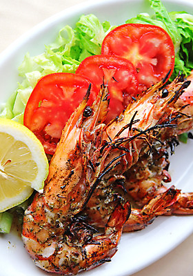 포토 JPG 해외이미지 접시 음식 바다 잎 다이어트 토마토 오렌지 새우 건강 어류 요리 사람없음 빨간색 초록색 노란색 요식업 식당 식사 저녁식사 샐러드 튀김 흰색 신선 맛 그릴 바비큐 왕 굽기 지중해 먹기 레몬 해산물 준비 향 그리스인 내추럴 점심식사 해외202004 해외포토 서양인 식물 식기 산업 컬러 컨셉 채소 과일 모션 주방용품 갑각류 상점 수중동물 구이 파일형식 이미지허브