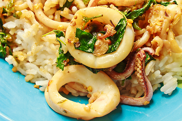 포토 JPG 해외이미지 접시 음식 채소 태국 밥 육류 사람없음 식사 튀김 달콤 해산물 오징어 매움 문어 후추 해외202004 해외포토 식기 아시아 식재료 연체동물 수중동물 맛 향신료 파일형식 이미지허브