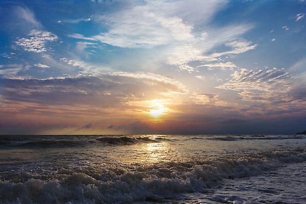 포토 JPG 해외이미지 계절 파도 바다 백그라운드 오렌지 태국 자연 벽지 하늘 아침 추상 풍경 사람없음 야외 빨간색 물 여름 빛 햇빛 태양 반사 노란색 일출 맑음 황혼 일몰 새벽 뜨거움 분위기 황금 야간 저녁 위험 장면 내추럴 수평선 해외202004 해외포토 주간 자연요소 아시아 컬러 컨셉 무늬 과일 날씨 노을 생태계 파일형식 이미지허브