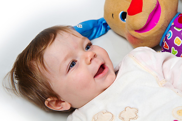 포토 JPG 해외이미지 백인 남자 행복 감정 얼굴 어린이 손가락 건강 관리 한명 웃음 사람 소년 파란색 기쁨 육아 표현 아기 신생아 최고 달콤 피부 긍정 부드러움 리빙 걸음마 결백 돌봄 천진난만 해외202004 해외포토 서양인 1 손 컬러 컨셉 모션 표정 신체부위 감각 맛 파일형식 이미지허브