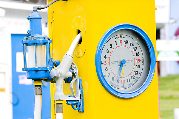 포토 JPG 해외이미지 외관 북아메리카 사람없음 야외 숫자 미국 닫기 휘발유 석유 지시 묘사 측정 오브젝트 연료 가스 주유소 펌프 옛날 해외202004 해외포토 문자 모션 아메리카 파일형식 이미지허브