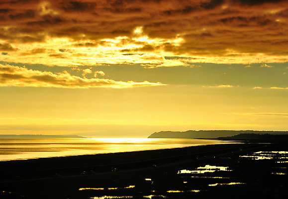 포토 JPG 해외이미지 구름 바다 백그라운드 패턴 오렌지 자연 하늘 아침 날씨 따뜻함 풍경 사람없음 야외 빨간색 물 파란색 빛 컬러풀 햇빛 태양 반사 노란색 일출 어둠 황혼 일몰 새벽 황금 매움 폭풍 흐림 강렬 폭풍우 수평선 막 해외202004 해외포토 주간 자연요소 컬러 무늬 과일 노을 비_날씨 맛 자연재해 생태계 파일형식 이미지허브