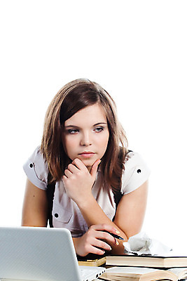 포토 JPG 해외이미지 백인 1 학생 여학생 교육 행복 학교 한명 미소 웃음 소녀 성인 책 청춘 독서 머리 수집 교과서 긍정 문학 고립 지능 유일 문해 해외202004 해외포토 서양인 여자 감정 어린이 컨셉 교재 표정 사람 신체부위 파일형식 이미지허브