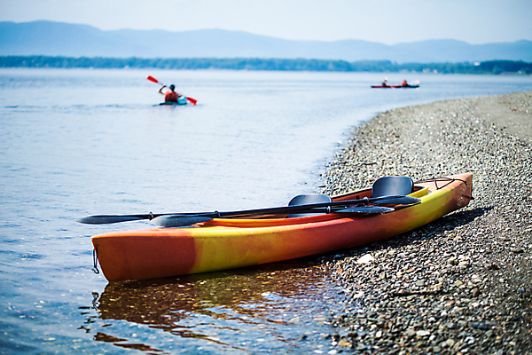 포토 JPG 해외이미지 여행 풍경 사람없음 야외 물 여름 노 카약 노젓기 해외202004 해외포토 자연요소 계절 모션 수상스포츠 선박 파일형식 이미지허브
